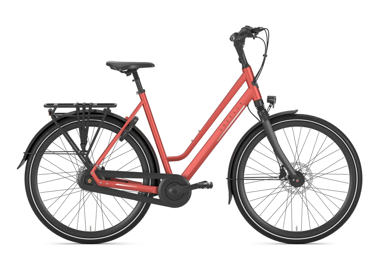De Gazelle Chamonix C8 '24 is scherp geprijsd leverbaar bij de enige officiële Gazelle Premium dealer van Alphen aan den Rijn; Van der Louw tweewielers.